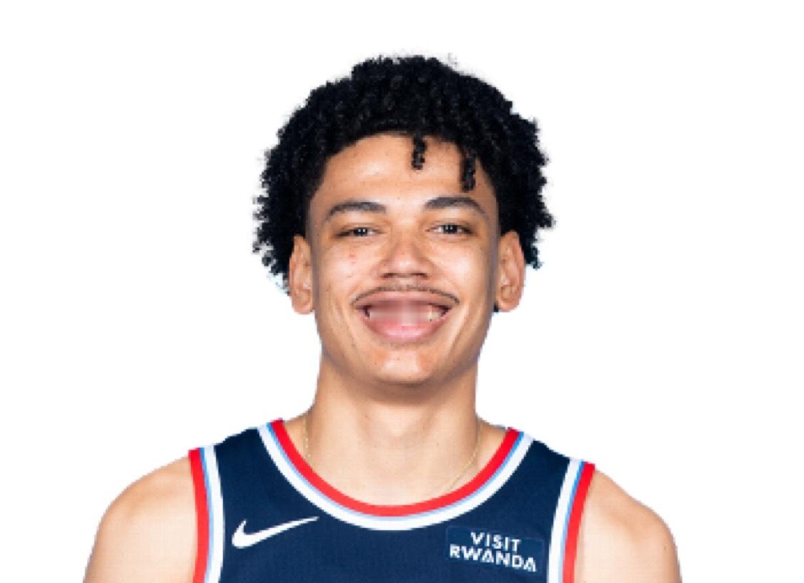 巴图姆谈到科比桑德斯：“我告诉他，即使你今天犯错了，教练也不会把你换下去，因为没