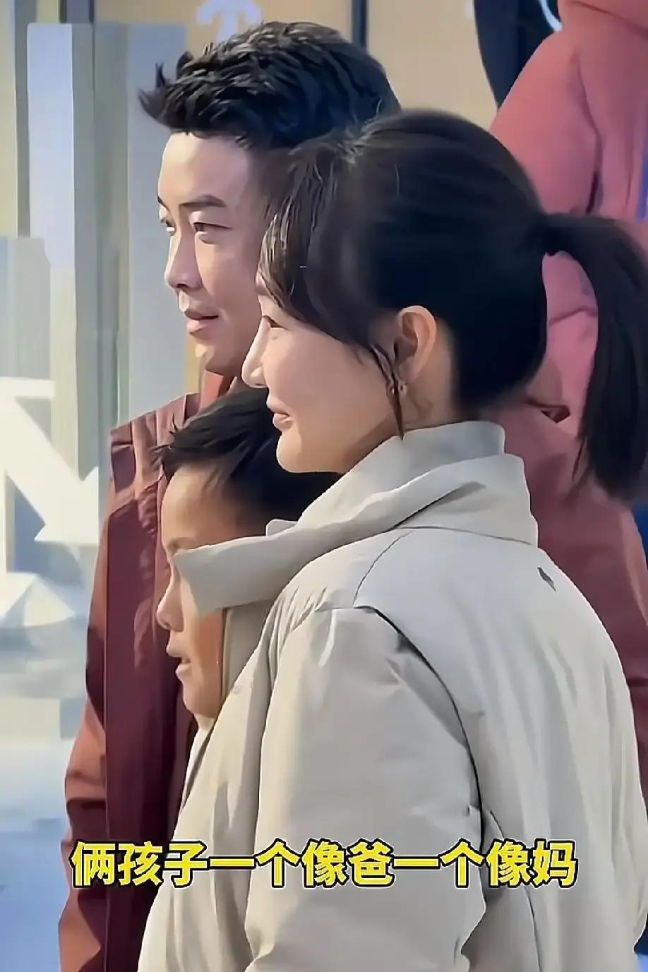 最近王皓一家四口公开露面，挺吸引眼球的。他们参加的是中国乒协的“国球进社区”公益