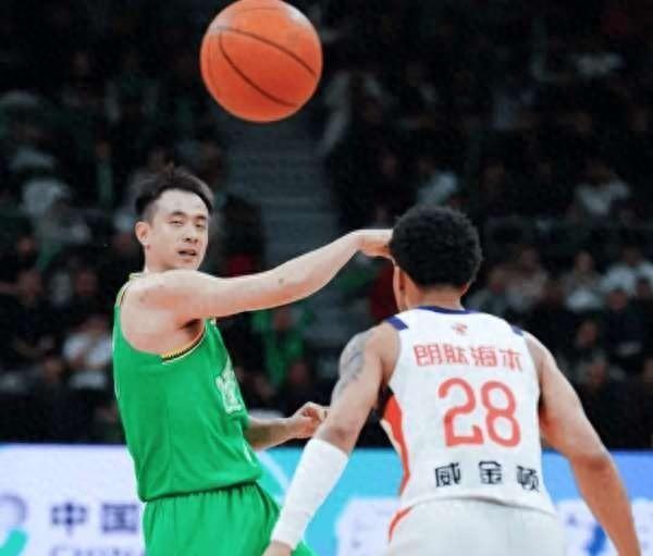 3 月 18 日辽宁主场拿下广州，这场胜利被视作卫冕冠军第二阶段不败的强势宣言。