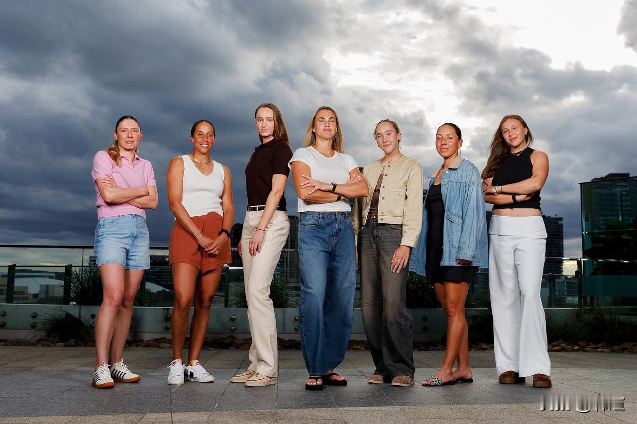 随着4号种子佩古拉2-1卡林斯卡娅艰难晋级，出战今年布里斯班500赛的7位TOP