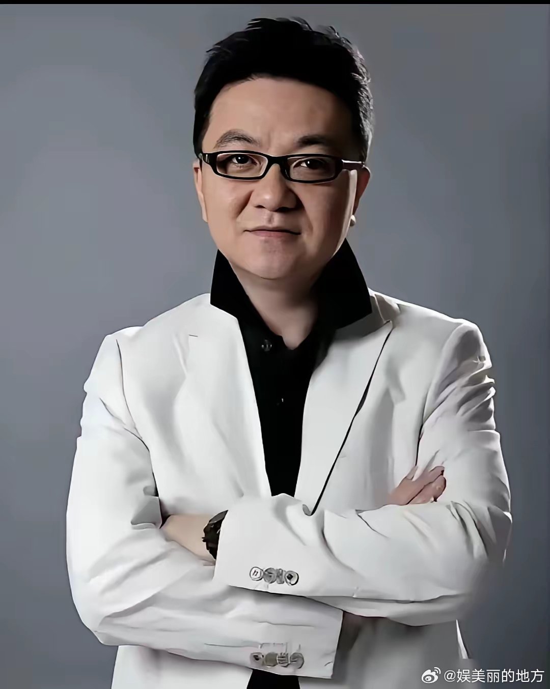 网友的问题很刁钻“董路，你没有教练证，没带介绍信“没说完的后半句更扎心，”去跟正