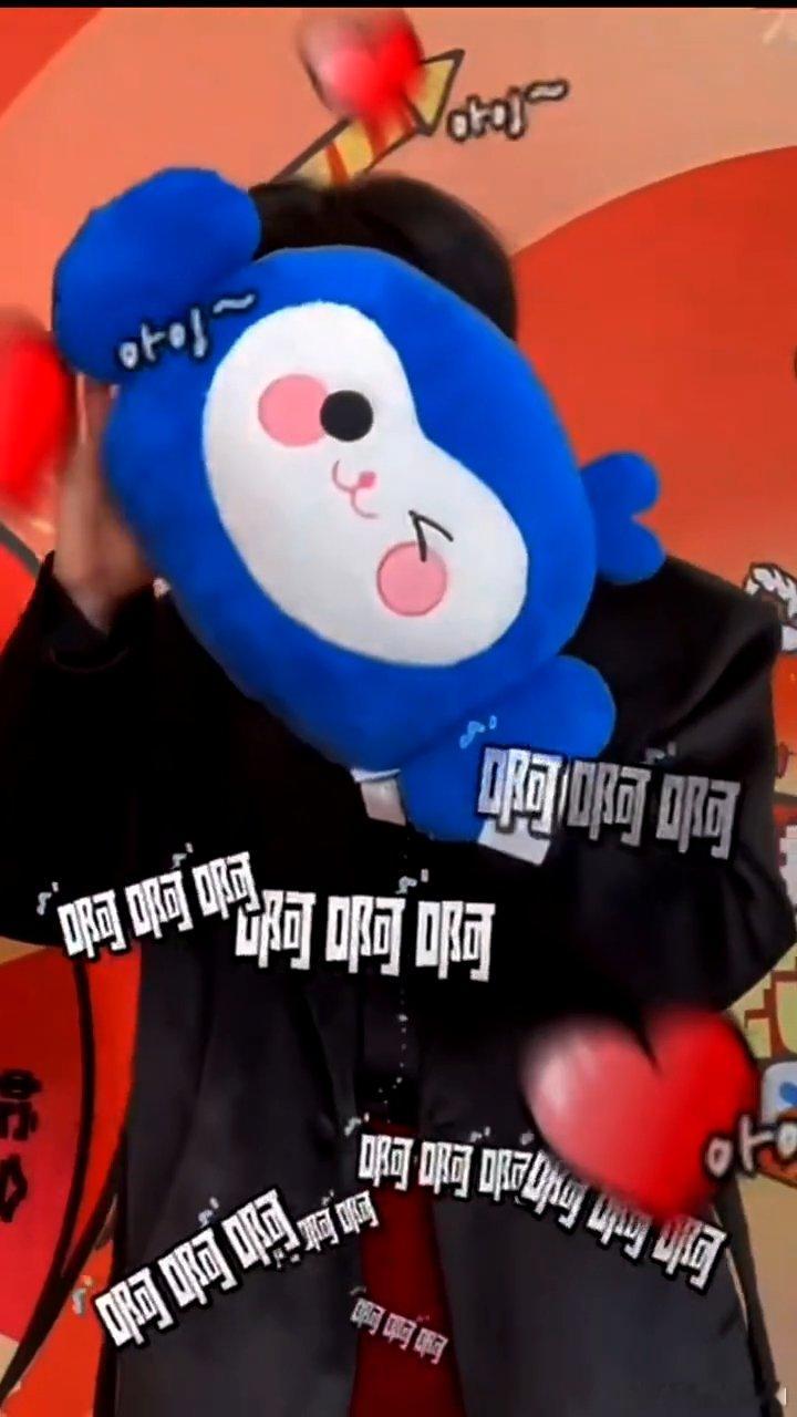 刘宇宁对身体最满意的部位刘宇宁你是懂拿捏的！红温偷指胸口，灵机一动改手，勾得人心