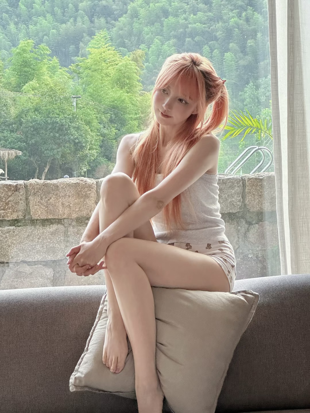 住在森林里的红发女孩🍃