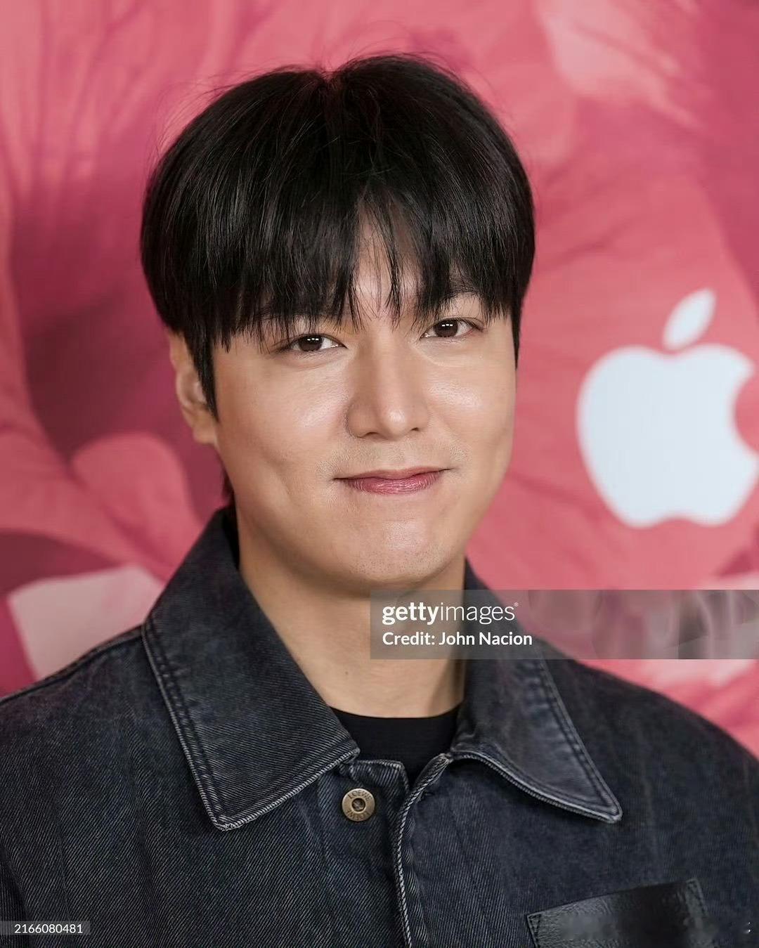 #李敏镐G社生图#虽然回不去之前巅峰时期了，但是貌似比前段时间消肿了些许，叔叔这