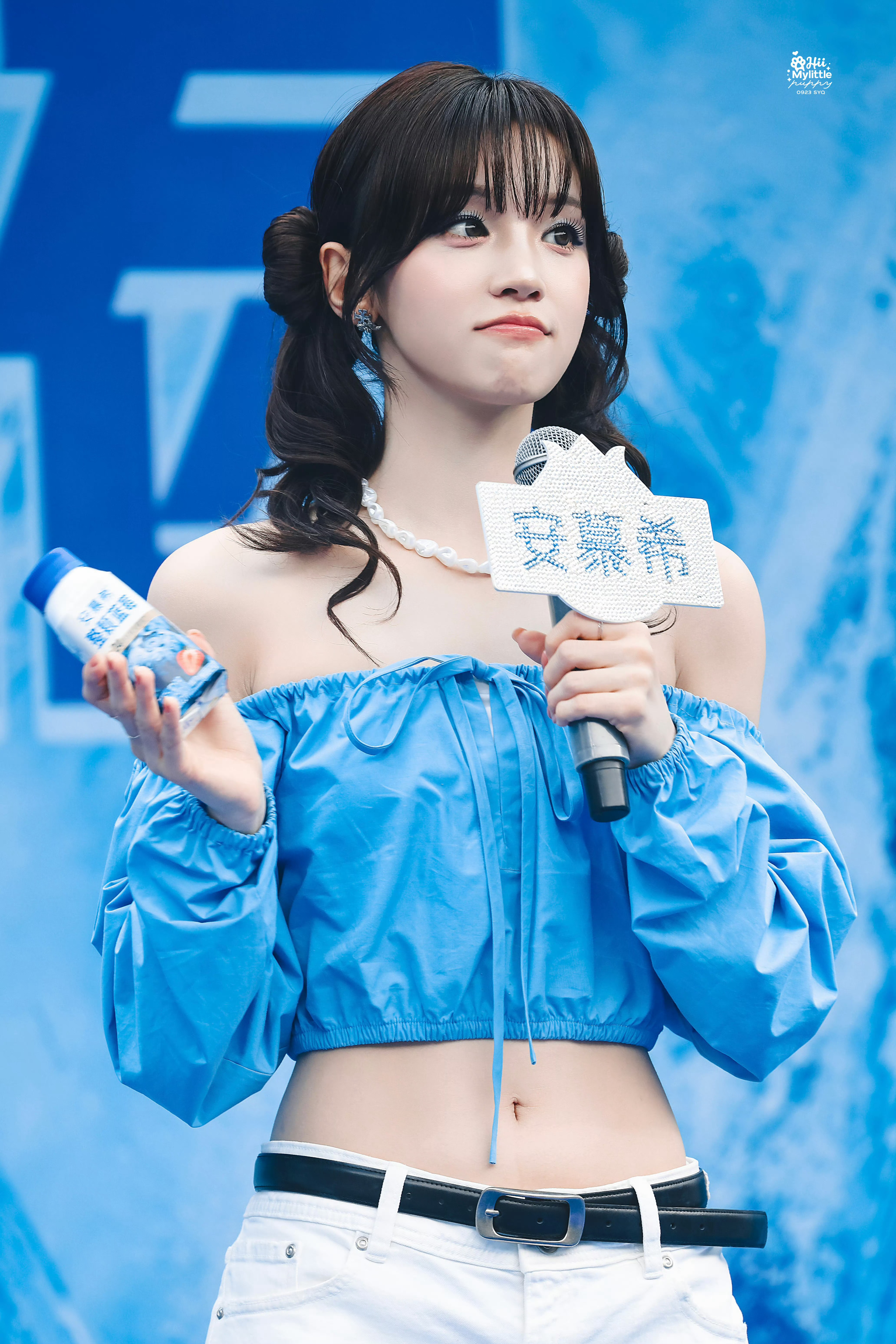 宋雨琦马甲线比我人生还清晰好漂亮的宝宝 这也太瘦了吧 期待宝宝的中文专！