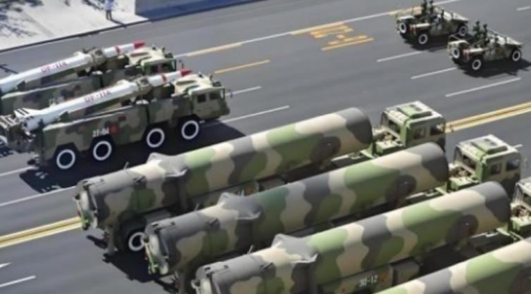 韩国专家扔出了一句大实话：中美要是真动手，美国就是把家底全押上，结果也只有一个—