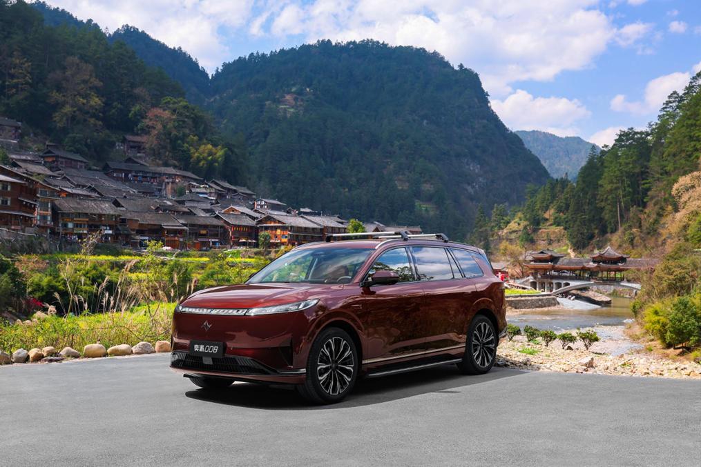 当前国内车市，合资品牌市场份额缩水，燃油车持续萎缩、新能源转型步伐滞后，已失去市