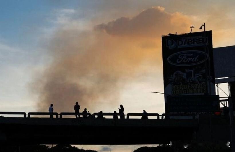 委内瑞拉数十亿的不良债务: 谁在收债？
路透纽约/伦敦1月4日电——委内瑞拉总统