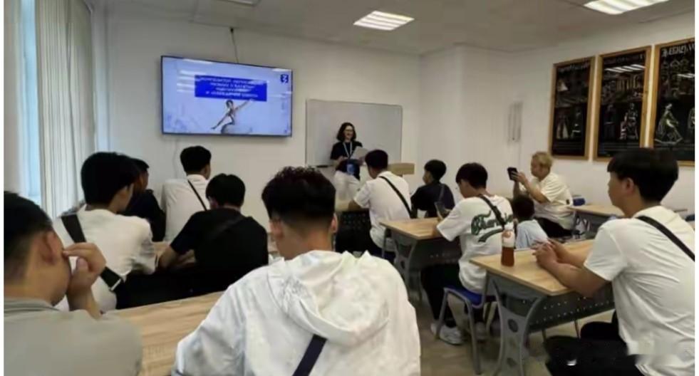 两俄大学教授直言:超9成中国留学生在俄读书几年，直到毕业俄语还是说不像样，学术讨
