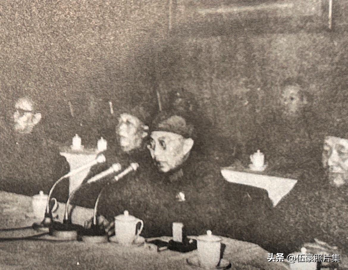 1972年，叶剑英元帅不再兼任军事科学院院长及政治委员，由长期担任第一副院长的宋