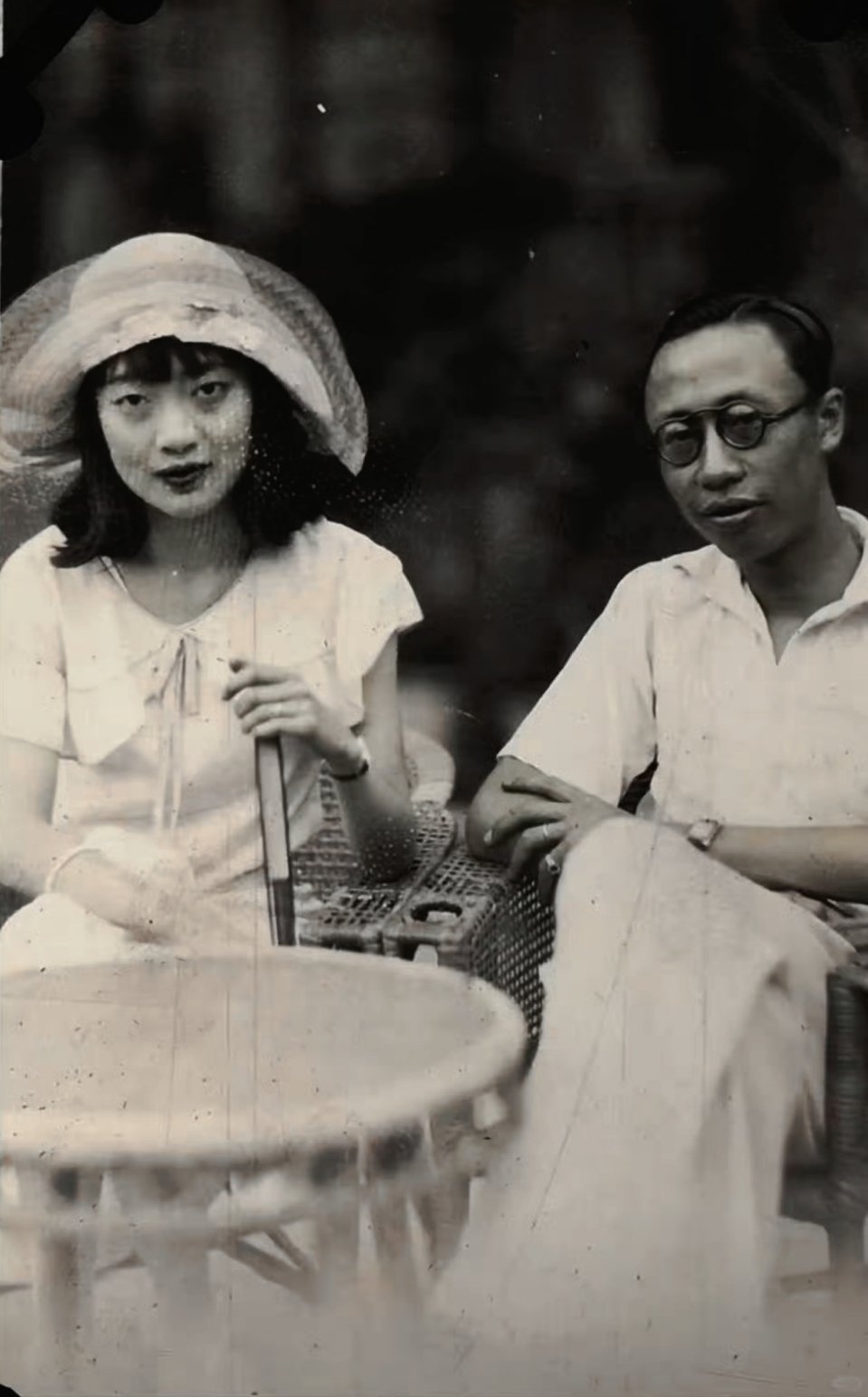 末代皇帝溥仪和皇后婉容真实影像！👌🏻 