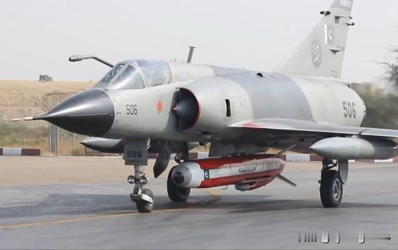 🚀🇵🇰 巴基斯坦成功试射射程600公里的“泰穆尔”巡航导弹

1月3日，巴