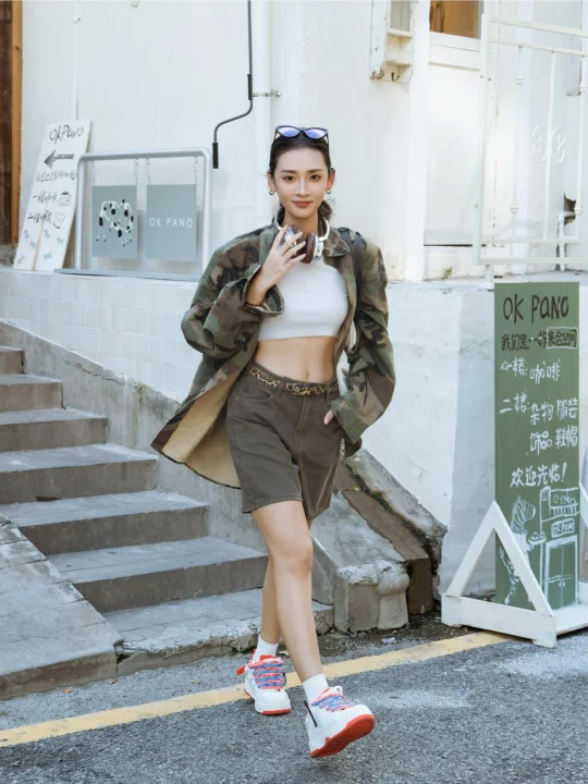 玩的基础，那人就得不基础！