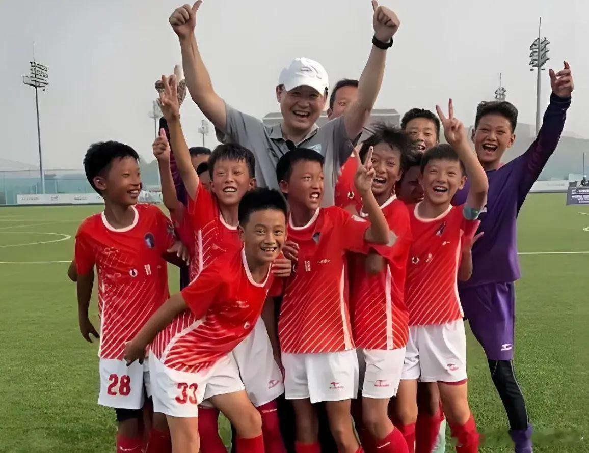 3年自掏2800万！孙继海坚持免费青训 呐喊：不是家里有矿才能踢球退役之后，孙继