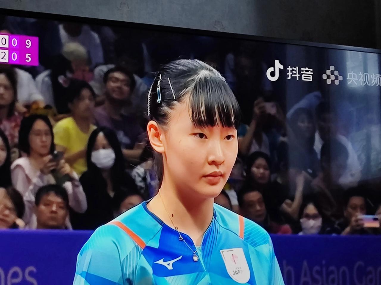 张本美和也太难了，首轮PK掉平野美宇，第二轮又遇早田希娜[捂脸]突然心疼这个有中