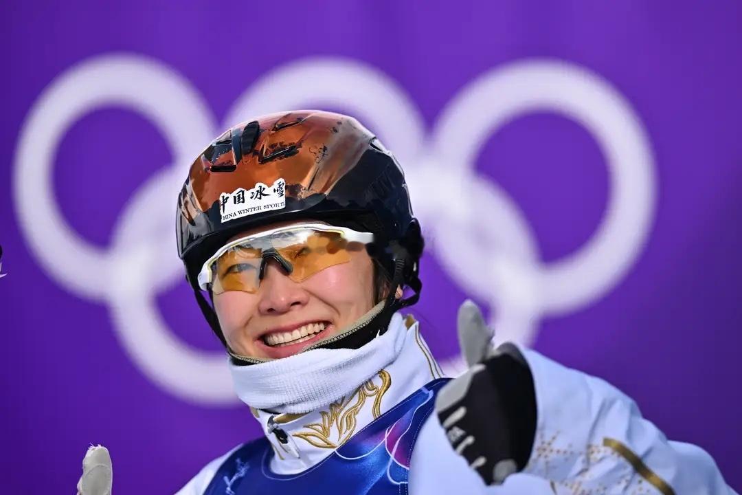 【徐梦桃首位冬奥女子空中技巧两连冠】2026年米兰-科尔蒂纳冬奥会自由式滑雪女子