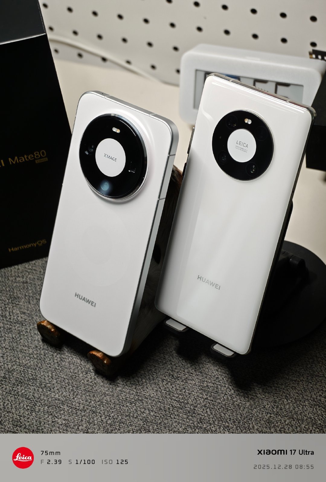 事实证明，大就是好mate40的小圆环在mate80的大圆环面前摆不上台面显得太