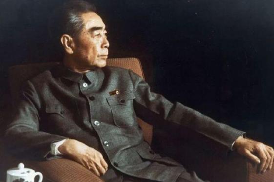 1973年9月16号下午，周总理到杭州西泠印社的楼外楼吃饭。坐下以后，周总理对姜