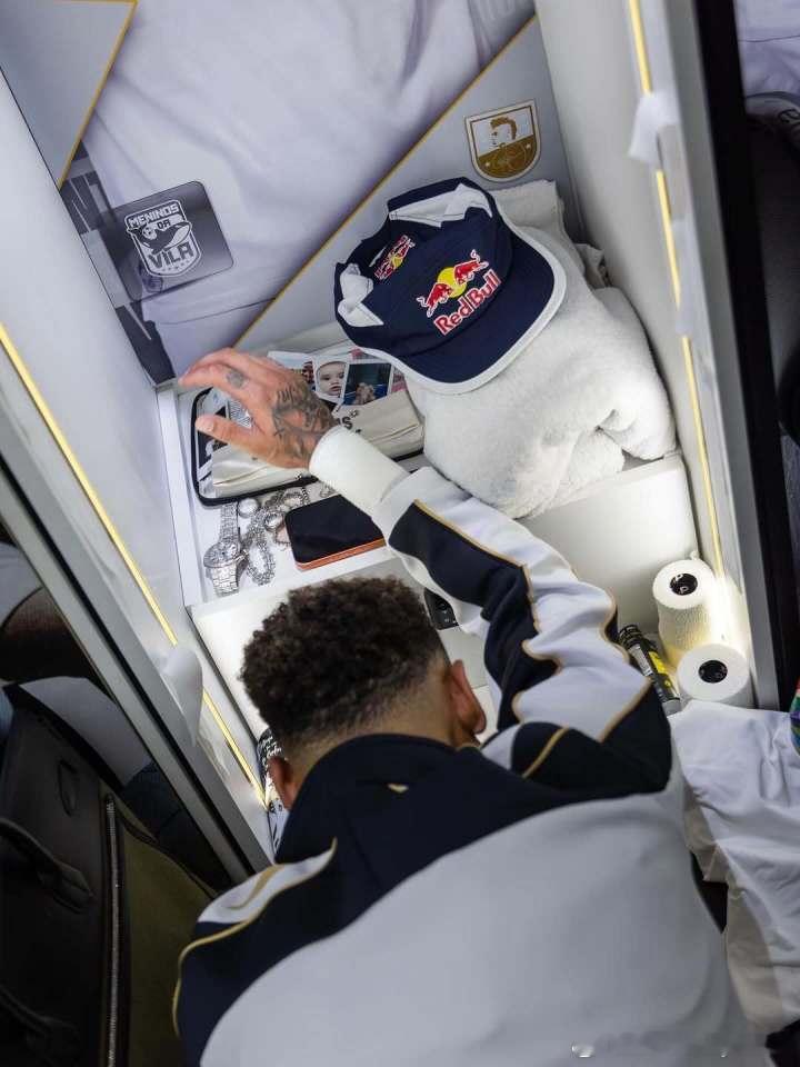 落选国家队，内马尔 社媒：当下或无法理解，但上帝自有安排03月17日 巴西公布3