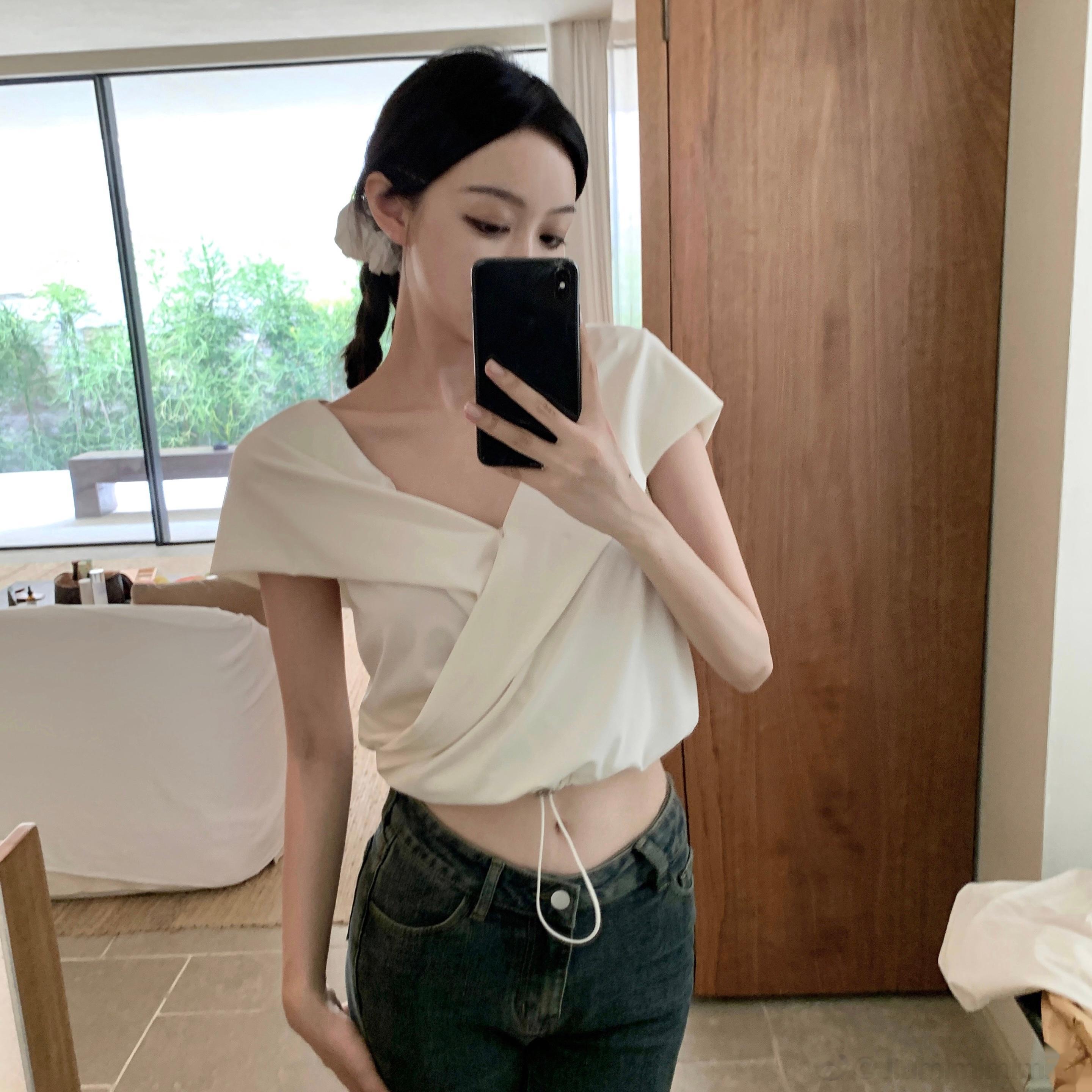 🛒明晚20:00 老规矩 评论喜欢哪件送你呀[锦鲤附体] ​​​