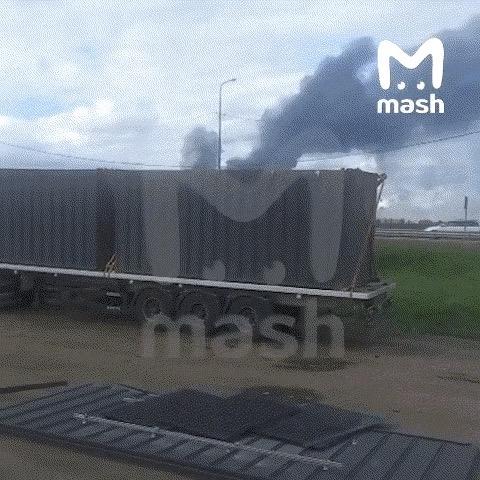 乌克兰大规模空袭俄罗斯后，美民众恐慌：这。套战术对美国更好用！ 昨天...