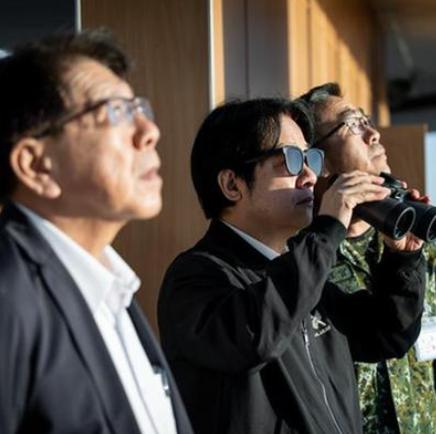 就在刚刚，

“台独”分子赖清德发表声明，

9月18日上午，赖清德跑到屏东九鹏