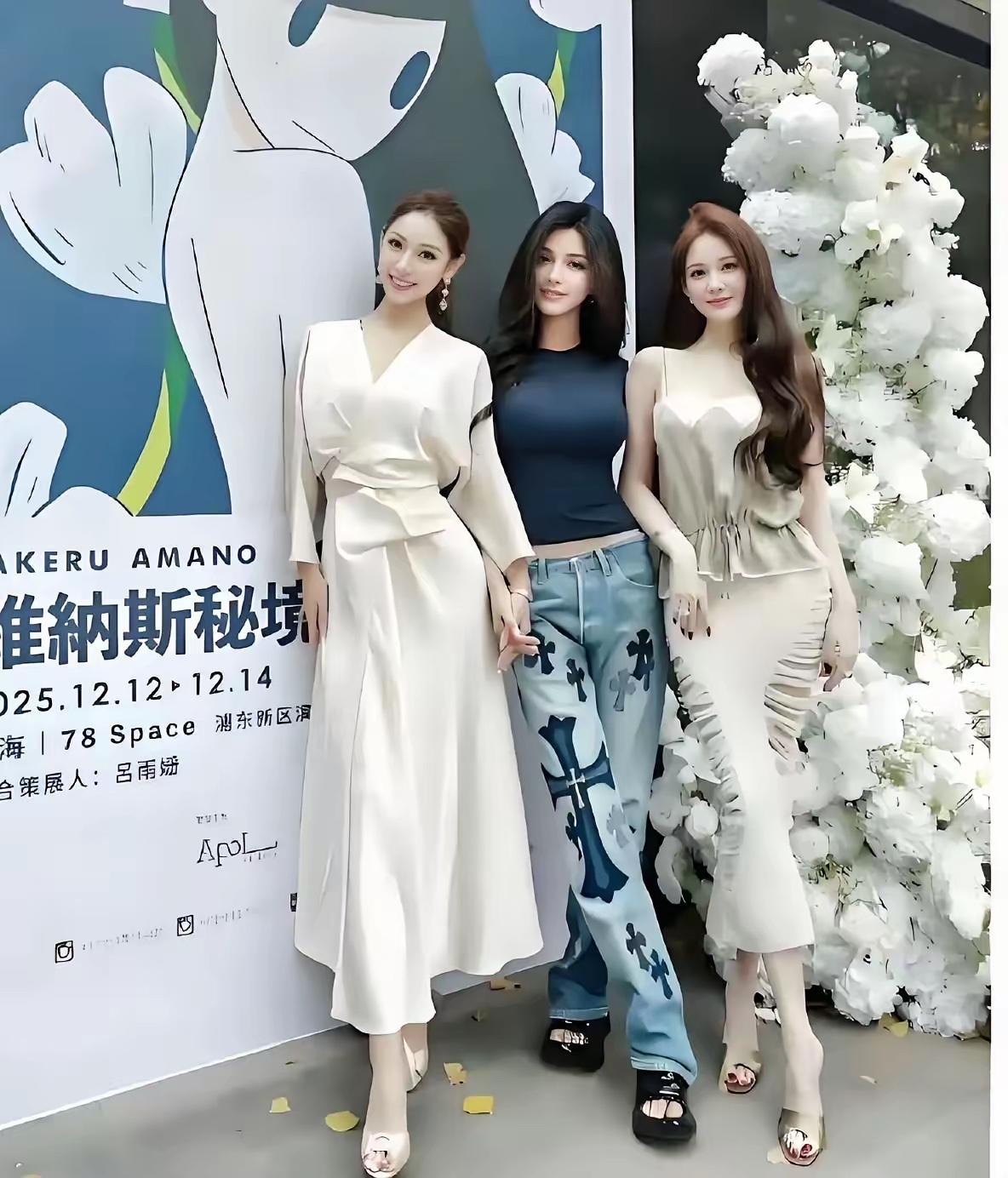 右一最美，右一最美，右一最美