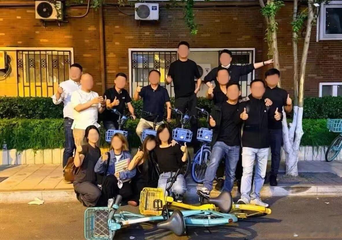 哈啰出行，不说别的，起码气势上嗨了 北京·中国传媒大学