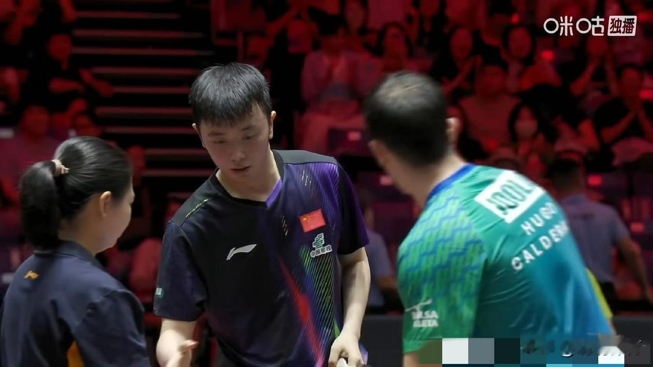 爆冷世界第二！陈垣宇3-1逆转雨果，首进大满贯八强！
比分：6-11、11-9、