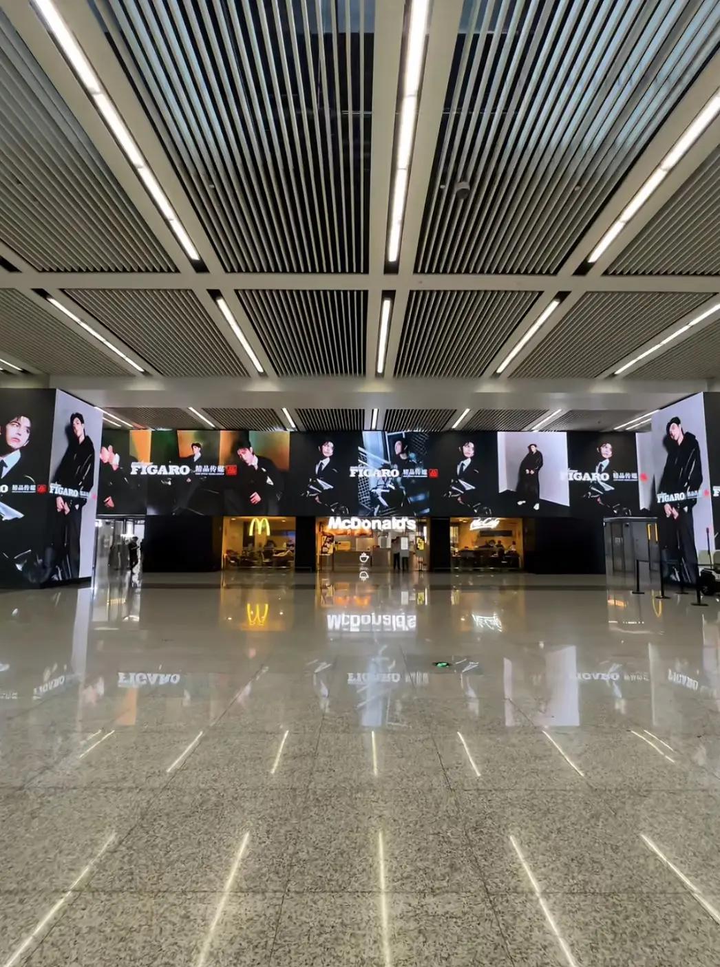 陈飞宇费加罗杂志地广，blsj好爱，刚给了一线杂志封面，又来大地广，好宠