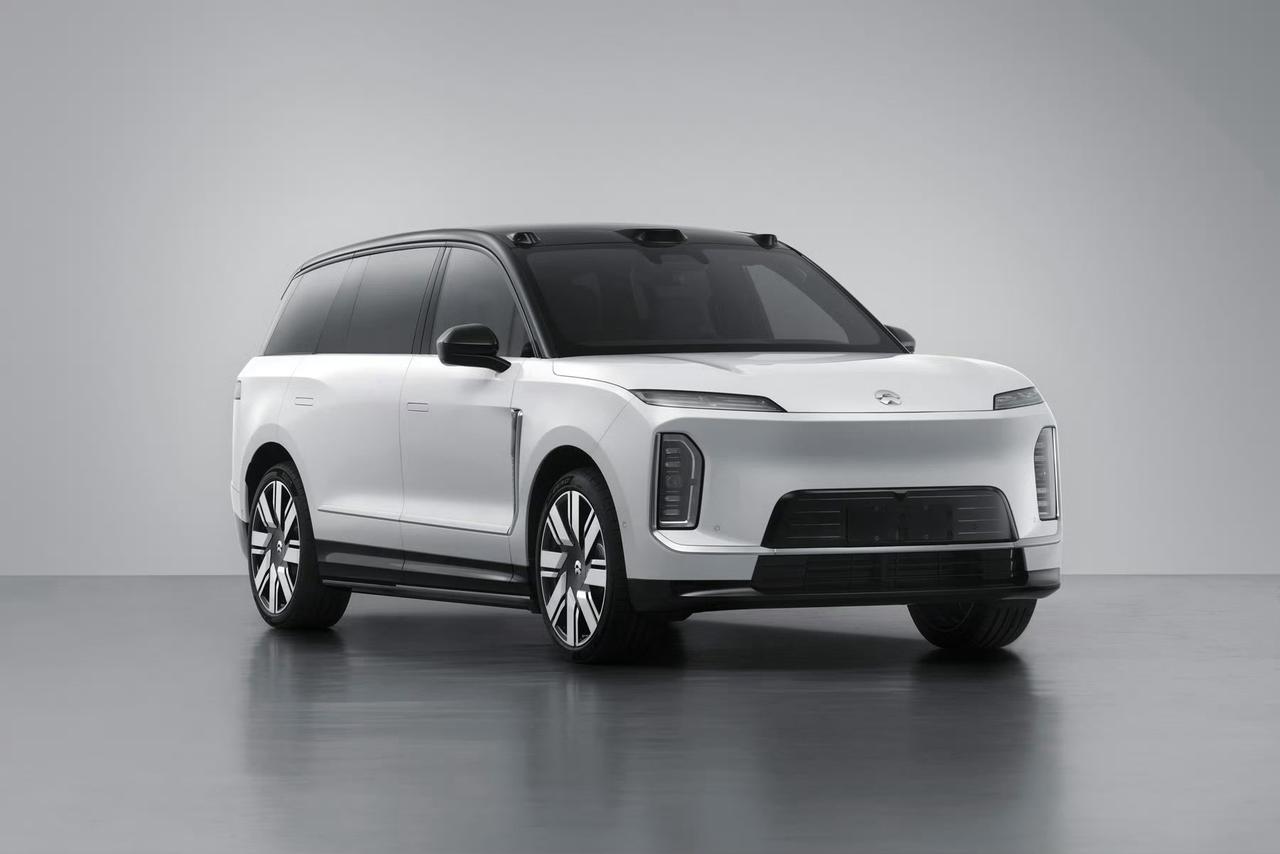 力洪总曝光了蔚来上半年新车节奏，咱们来过一下:
-乐道 L80，4月产品技术发布