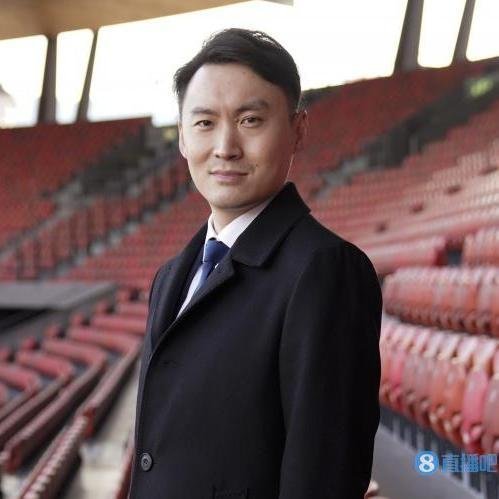 这应该是sky任职申花期间，唯一一次接受采访。对于引进外援提到了这么一段——孙晓