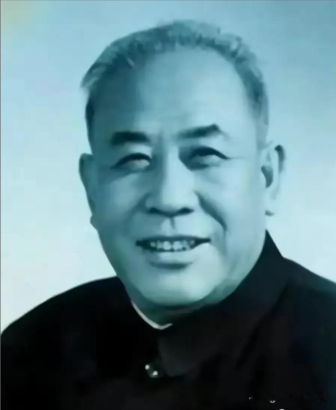 1973年，他调任铜川市革委会主任、铜川市委书记兼铜川矿务局党委书记。‌亲自担任