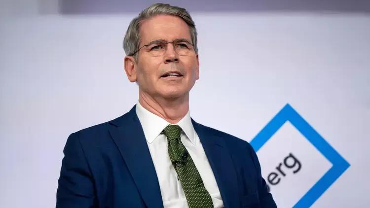 美国财政部长贝森特日前表示，由于中国，印度等一些国家，进口俄罗斯石油，美国议会正
