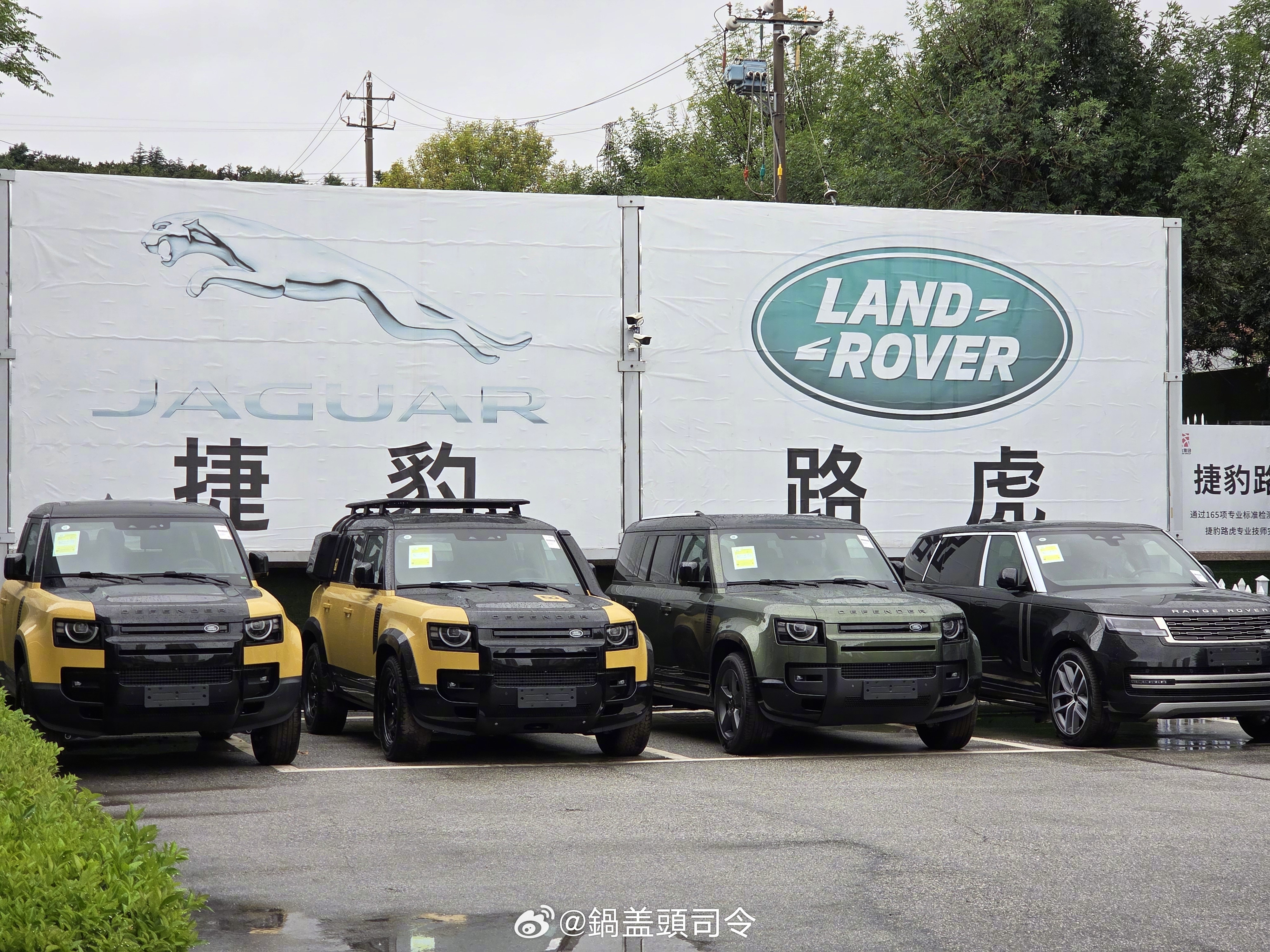 之前被外卖小哥碰了一下车，今天终于有空来4S定损了，售后建议我直接做个保养，我一