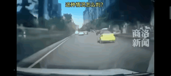 交通警察也不容易，执法过程中被撞，非常不幸。视频车确实也是无辜，被小黄车挡住了视