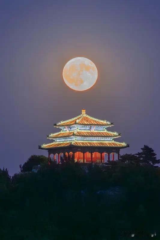 假期刚刚结束，国庆和中秋一起过是怎么过的呢？

第1天， 福来day，幸福来到，