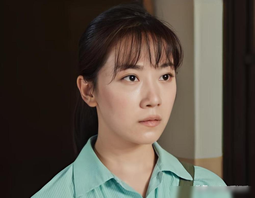 看了《依依向北风》，有些话我不得不说，那就是这部剧实在太多可以吐槽的点了。

就