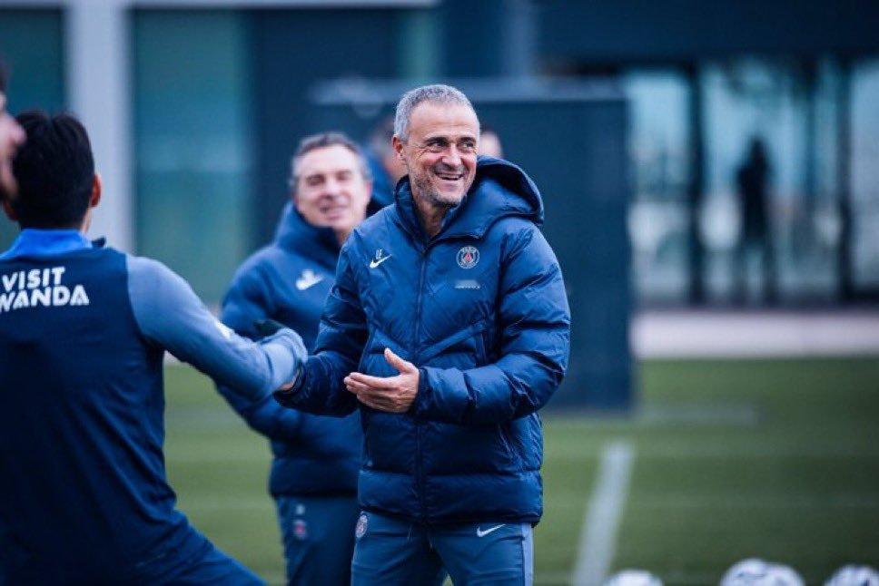 欧冠  范戴克🇳🇱 “巴黎圣日耳曼是我本赛季遇到的最强球队。”约翰·麦金🏴