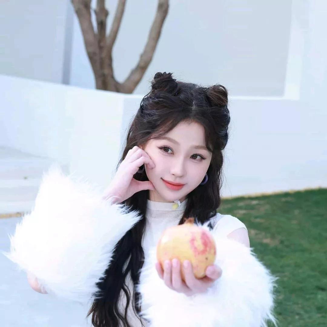 小萝莉，甜美可爱甜酷的小美女 骑车小萝莉 软萌小女生 软萌美女 酷炫小萝莉 国风