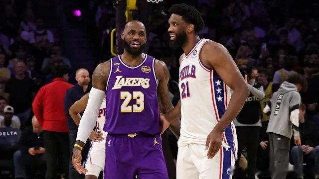 NBA  Shams：勒布朗-詹姆斯2年800万加盟76人队，第二年球员选项。 