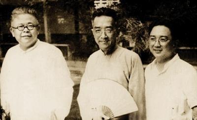 谁能想到，五四运动第一天举着大旗走在最前头的北大总指挥，第二天居然撂挑子不干了？