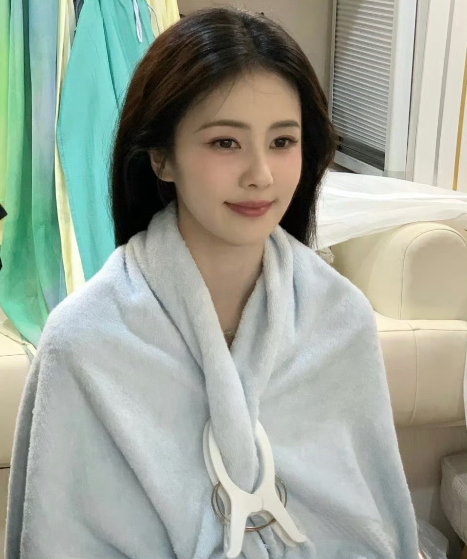 白鹿白鹿王韵娜白鹿开到荼蘼 【晚间🐑🐭】今日份晚安帖来啦～茸茸们快来和蓝朋友