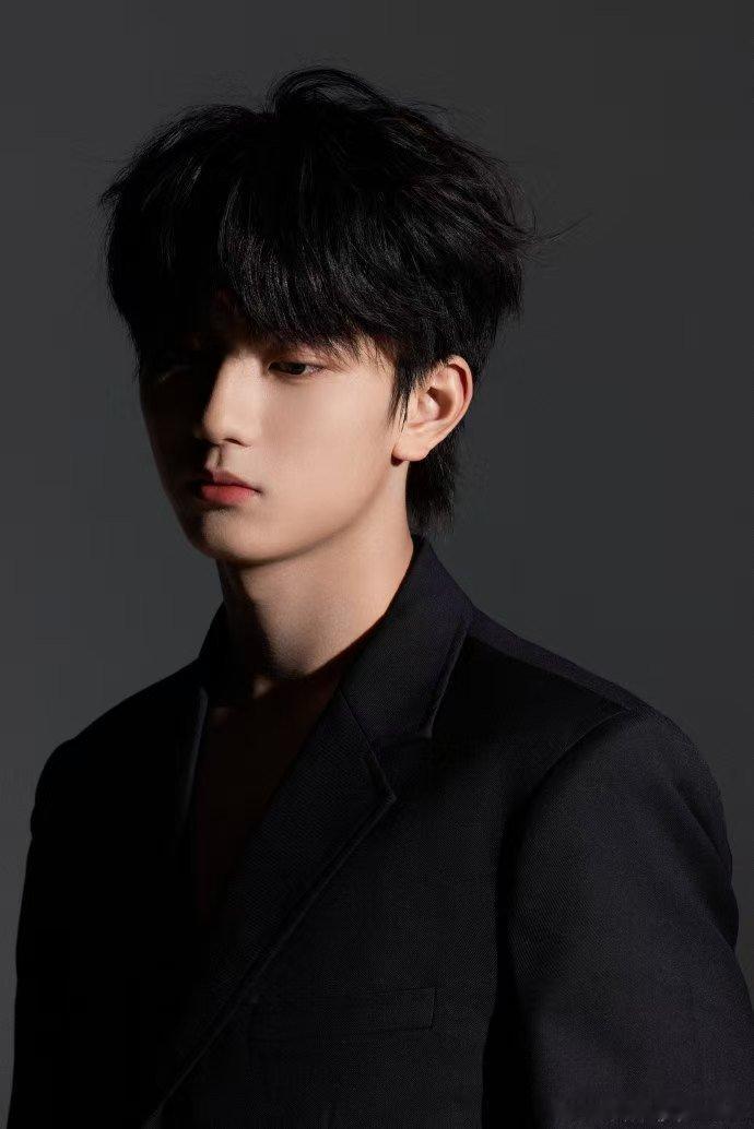 穆祉丞被胖蛋惹生气了穆祉丞也太软萌了吧。被胖蛋狠狠拿捏，当场气鼓鼓闹小脾气，气呼