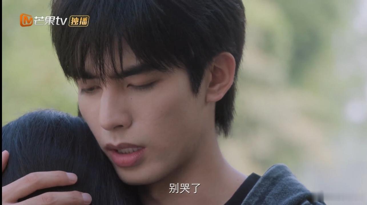 自吹自擂不尬？一部作品热度高，并不代表演的就好。远的不说，只说现在这部《野狗骨头