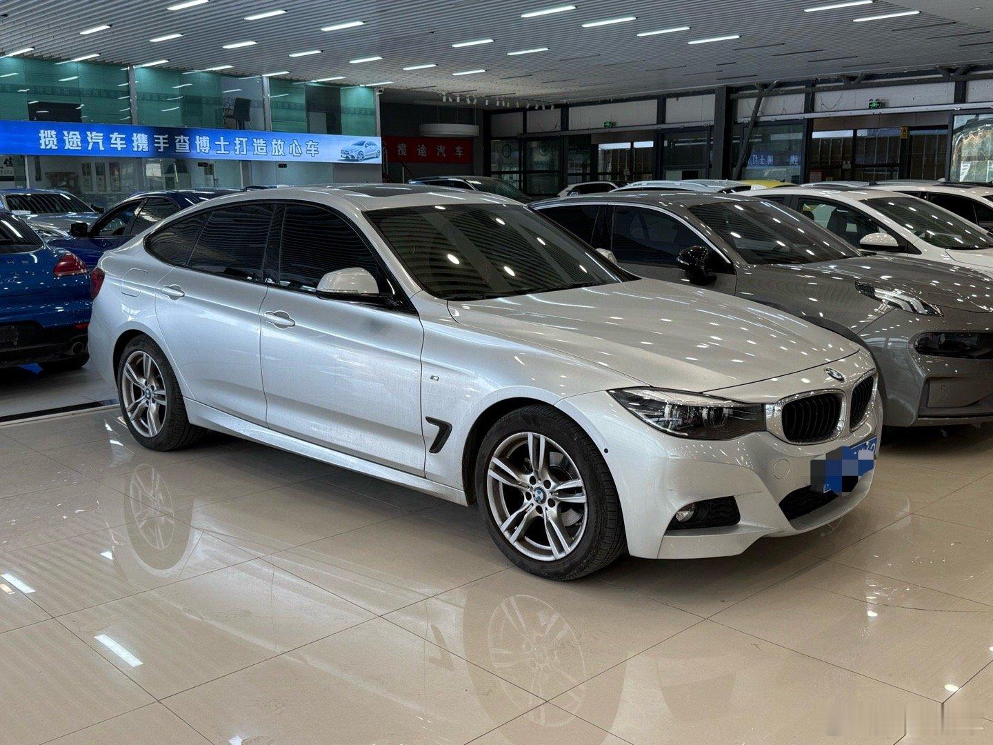 寄售车辆20款宝马3系GT 320i M运动套装（进口）21年9月上牌，行驶4.
