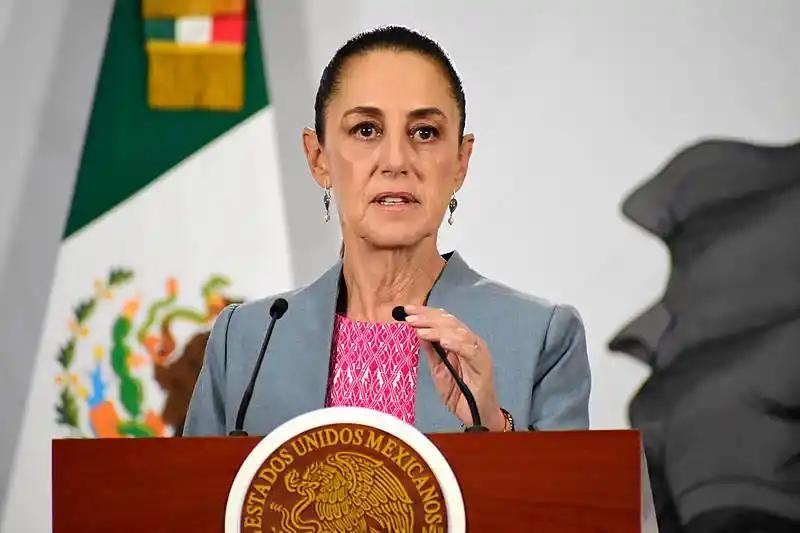 美国又搞小动作，居然偷偷派特工潜入墨西哥搞缉毒，没成想一场车祸直接露了馅，4人当