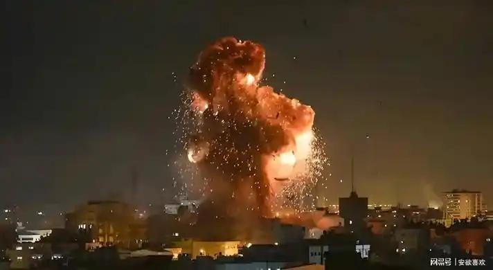 炸！炸！炸！框框一顿炸，伊朗不管了，对阿塞拜疆就是一顿炸！

最近的中东局势，没