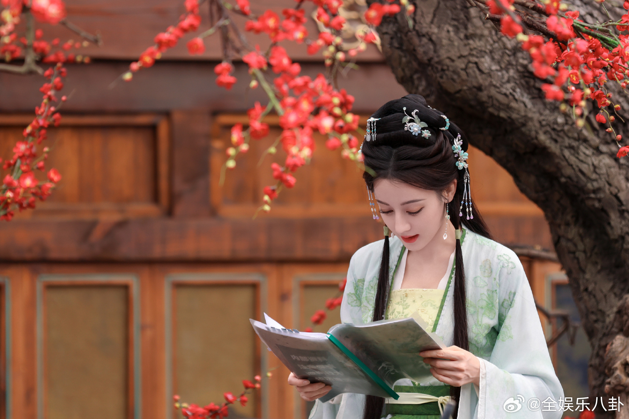 迪丽热巴独有的人间限定款贺small热巴人间限定款贺small 褪去归墟万灵之主