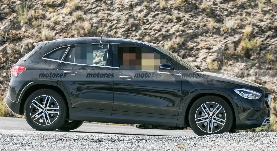 奔驰、吉利联合打造？全新奔驰GLA曝光，尺寸变化不大，据说仅有油电混动版、纯电版